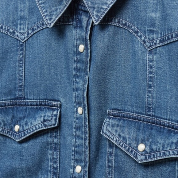 Mango Chest-pocket denim shirt in Blue Medium/XL - Picture 2 of 13